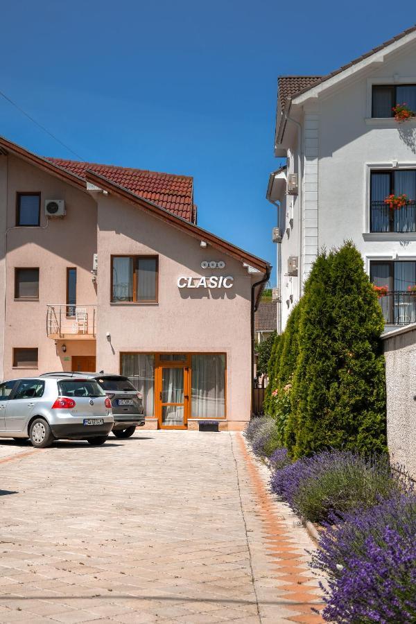 Pensiunea Clasic Hunedoara Pestisu Mare Exterior foto